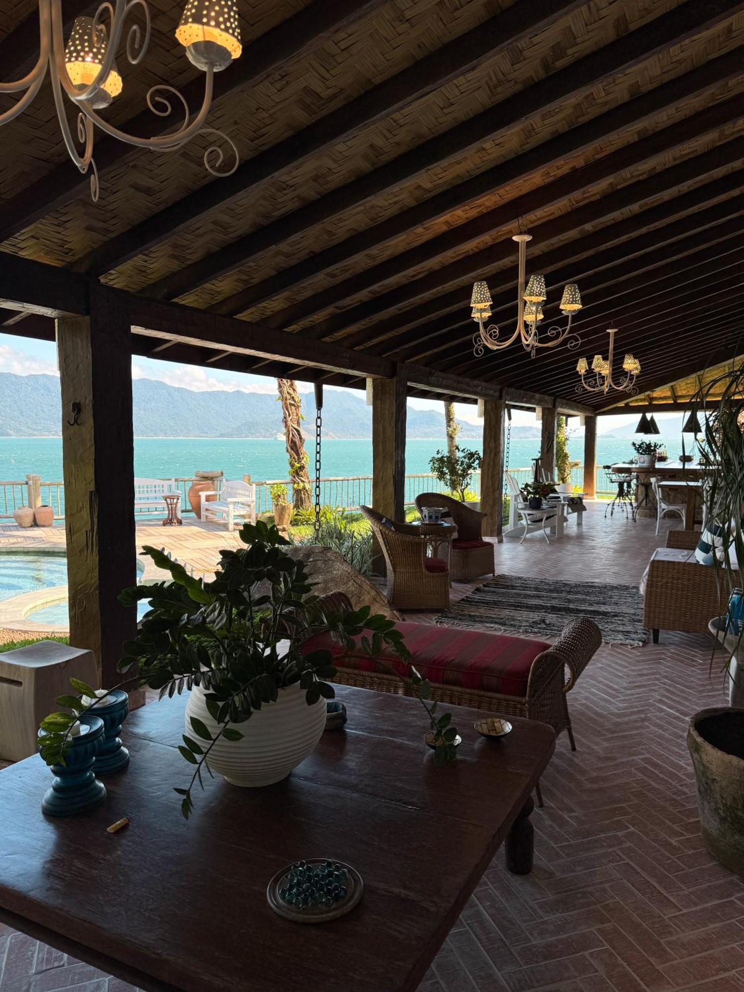Vilatoro Guest House Илябела Екстериор снимка