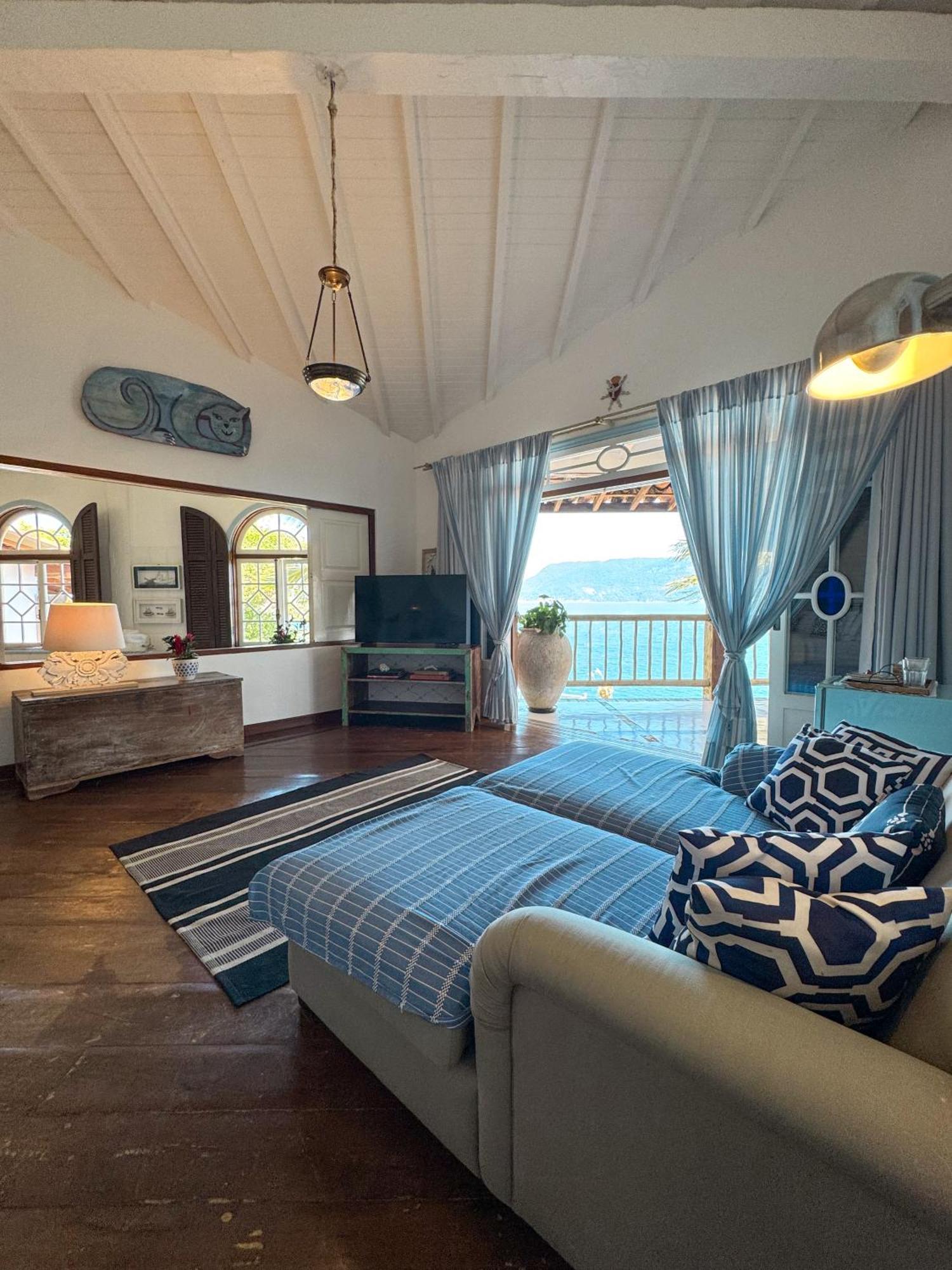 Vilatoro Guest House Илябела Екстериор снимка